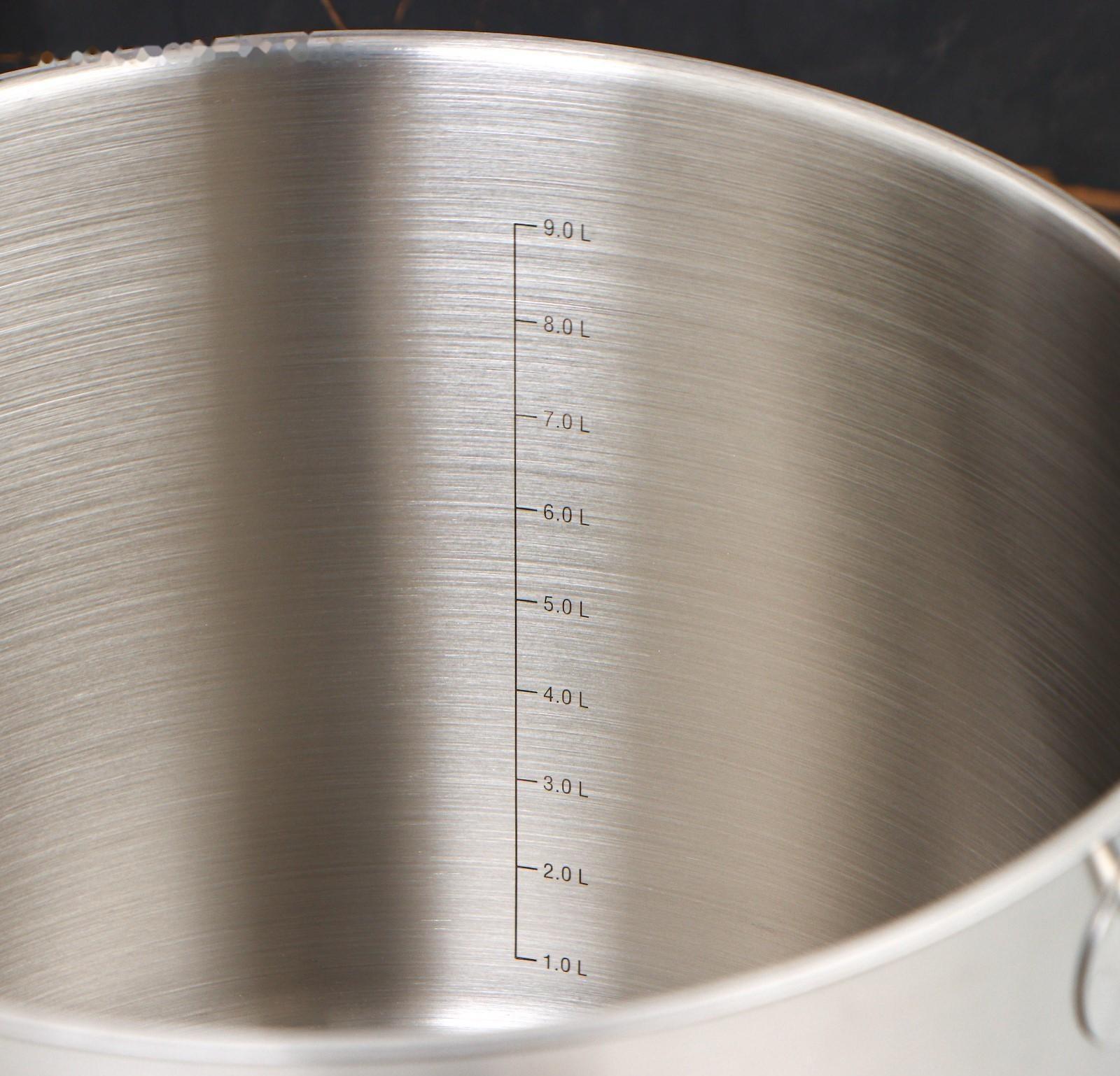 Кастрюля «Общепит», 11 л, d=26 см, h=21 см, металлическая крышка, с теплораспределительным слоем