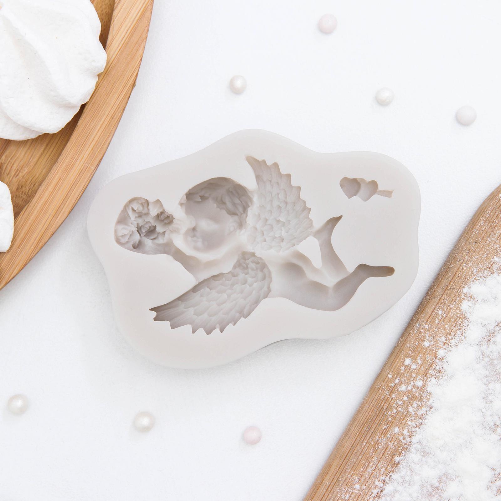 Молд силиконовый «Ангел с букетом», 9,3×6×1,9 см, цвет МИКС