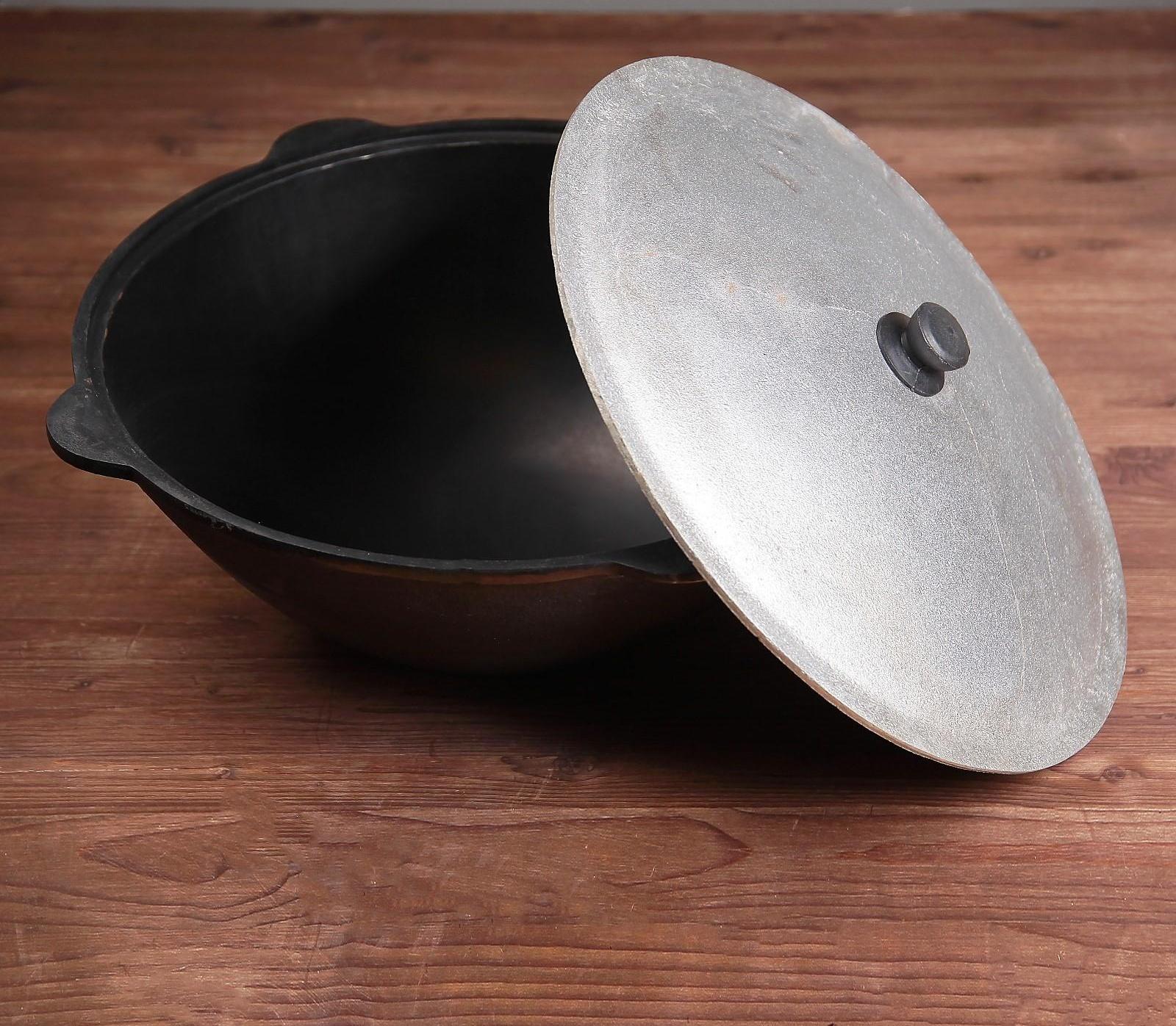 Казан чугунный, 10 л, круглое дно, алюминиевая крышка