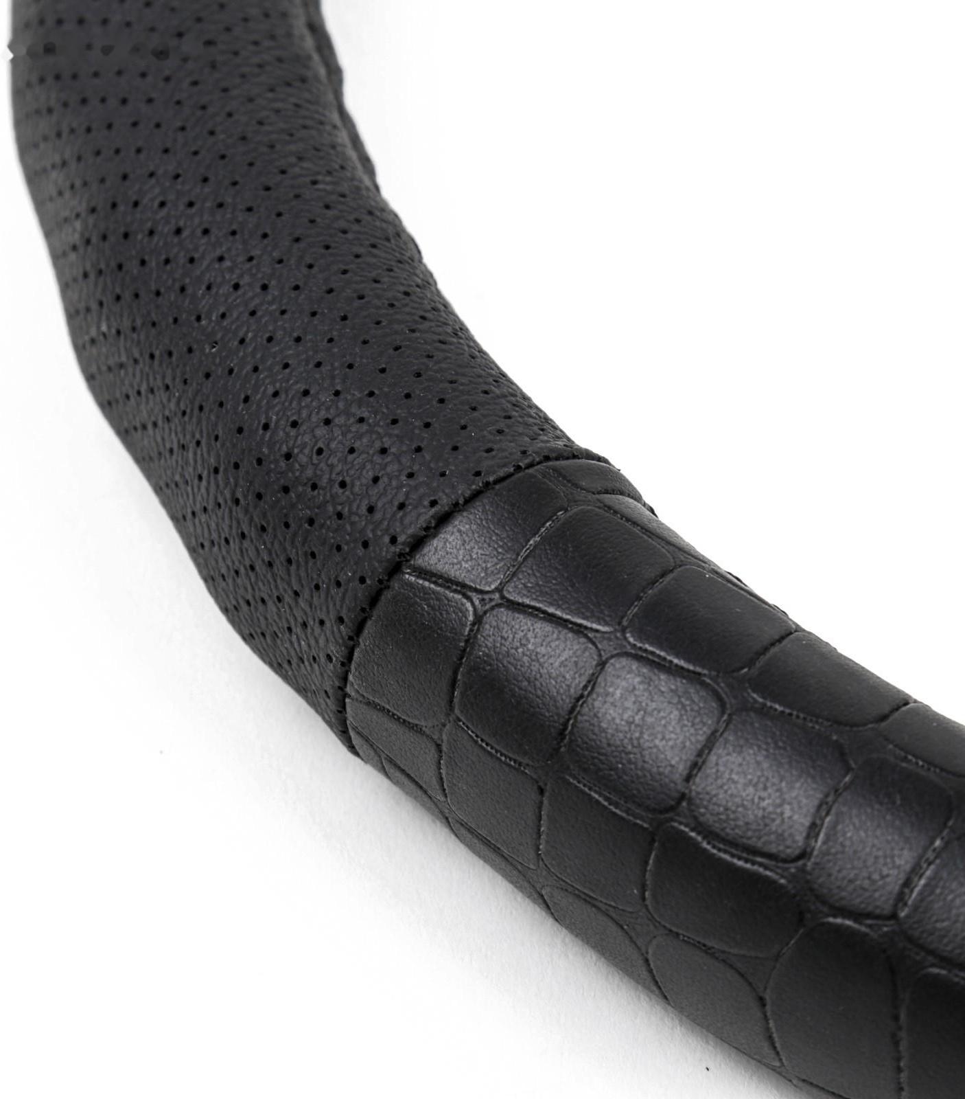 Оплетка на руль AVS GL-940M-B, натуральная кожа, размер M, черный