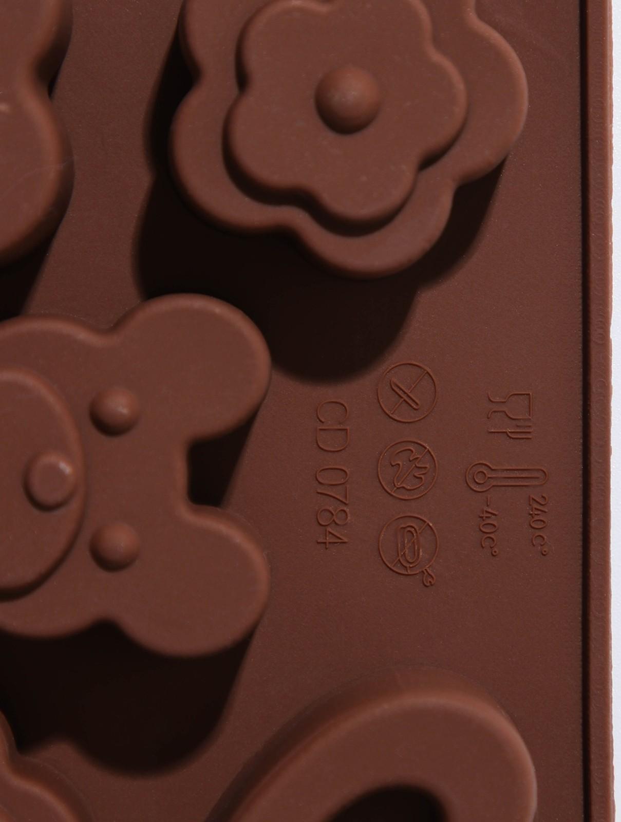 Форма для льда и кондитерских украшений Доляна «Мишка, цветок, сердце», 19,7×10,5×1,5 см, 14 ячеек, цвет шоколадный