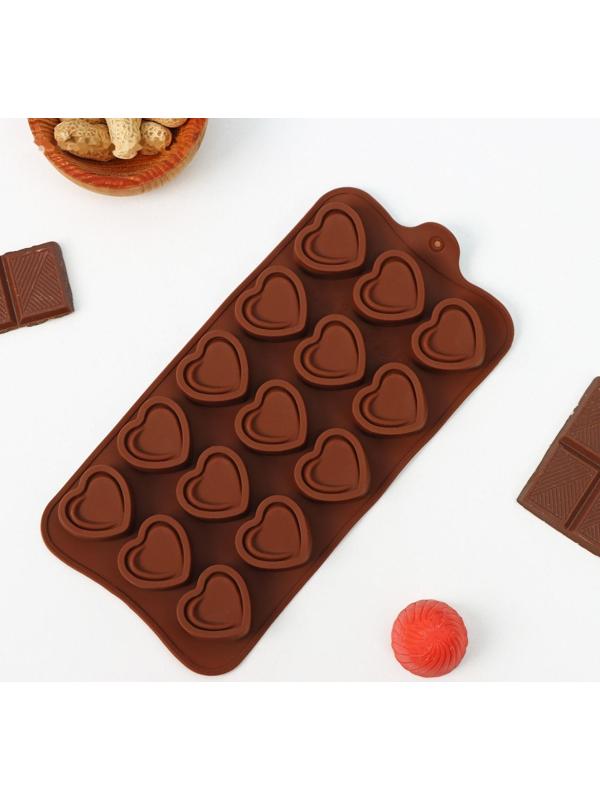 Форма для льда и кондитерских украшений Доляна «Сладкое сердце», 21×10 см, 15 ячеек (2,9×2,7 см), цвет шоколадный