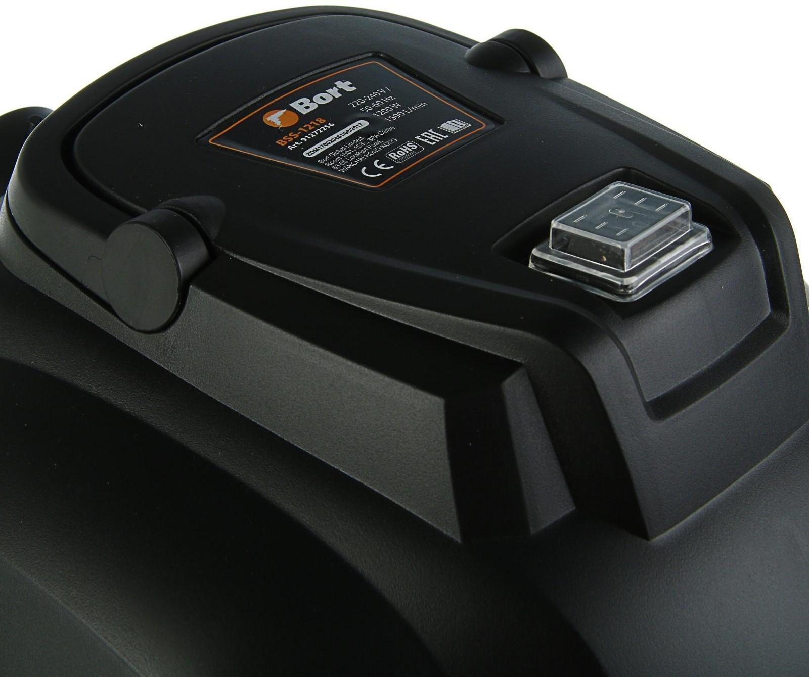 Пылесос Bort BSS-1218, для сухой и влажной уборки