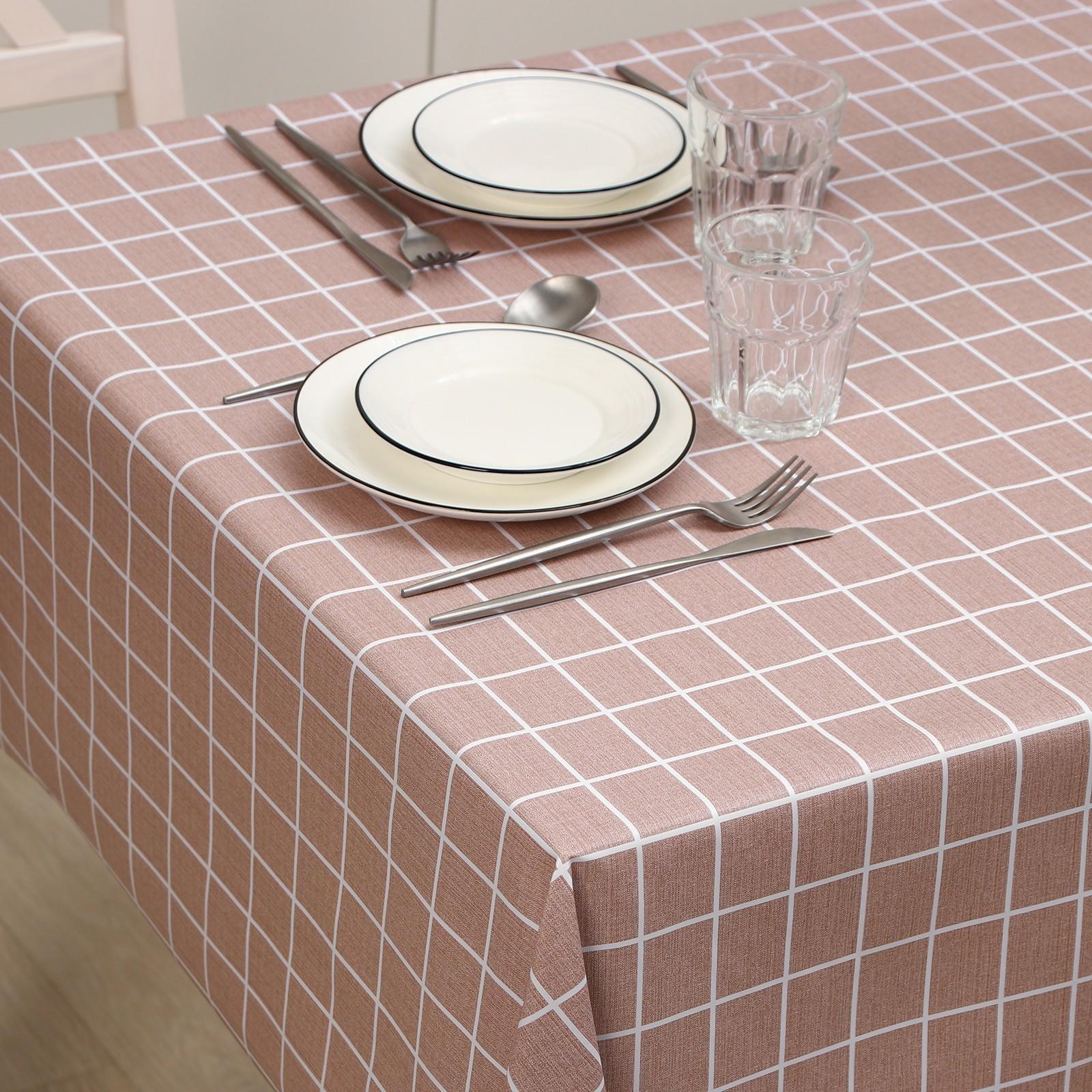 Клеёнка столовая на тканевой основе, ширина 137 см, толщина 0,3 мм, рулон 20 метров