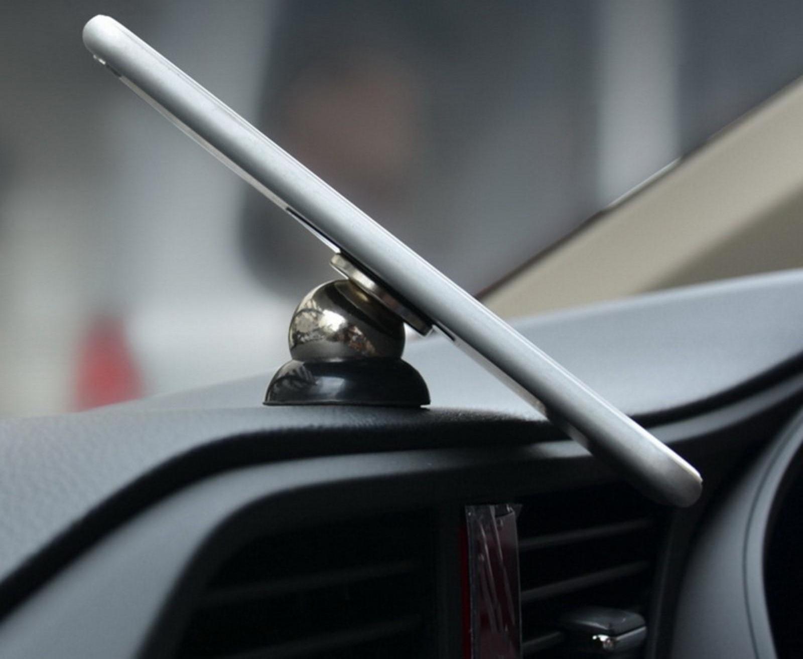 Держатель телефона магнитный, на панель