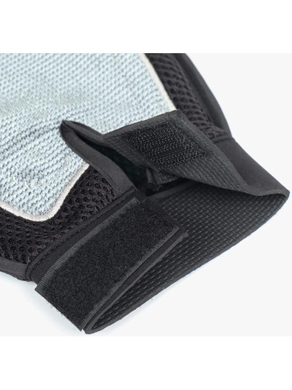 Рукавица - щетка для шерсти двусторонняя, на правую и левую руку, микс цветов