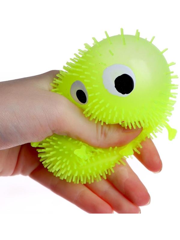 Ёжка резиновый «Чудик с ножками и ручками», световой, цвета МИКС