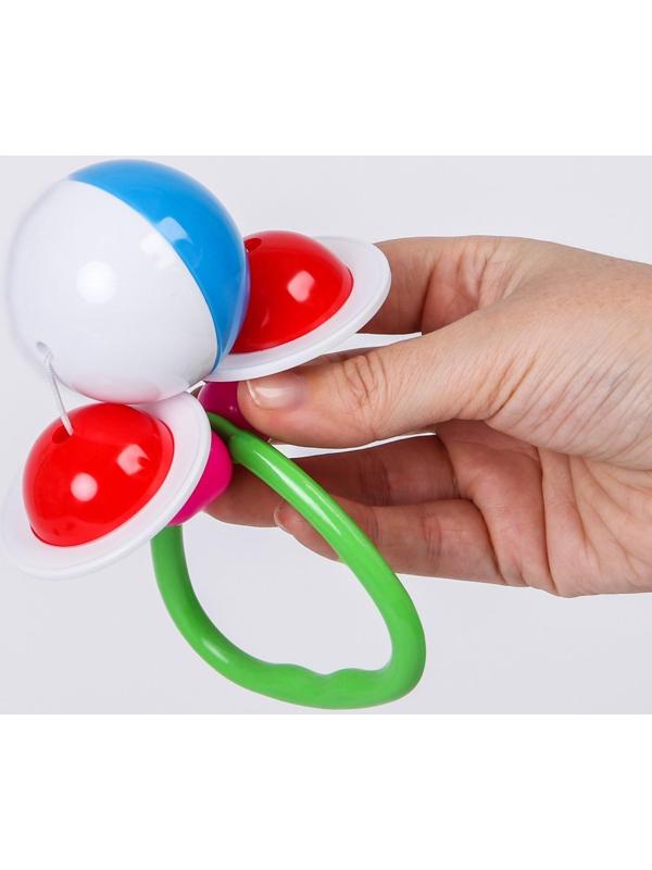 Погремушка «Ягодное лукошко», цвета МИКС