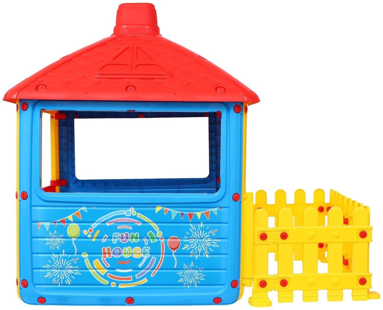 Игровой домик для улицы «Городской дом» с ограждением