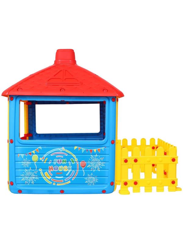 Игровой домик для улицы «Городской дом» с ограждением