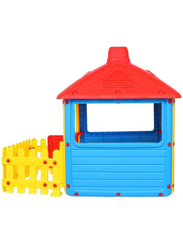 Игровой домик для улицы «Городской дом» с ограждением