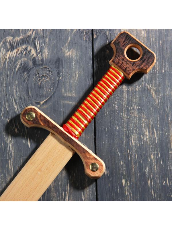 Сувенирное деревянное оружие 