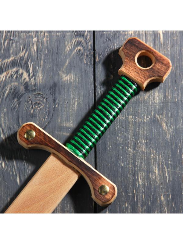 Сувенирное деревянное оружие 