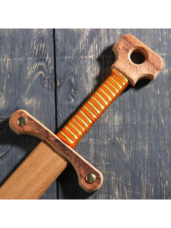 Сувенирное деревянное оружие 