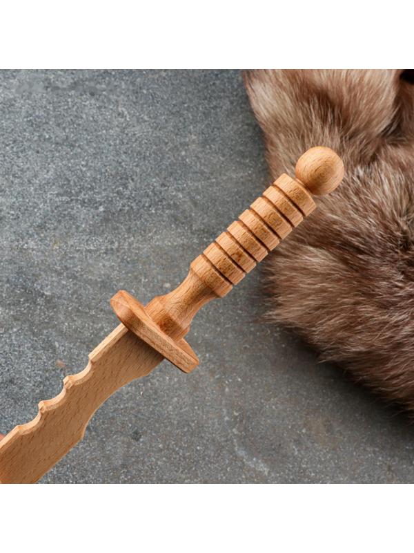 Сувенирное деревянное оружие 