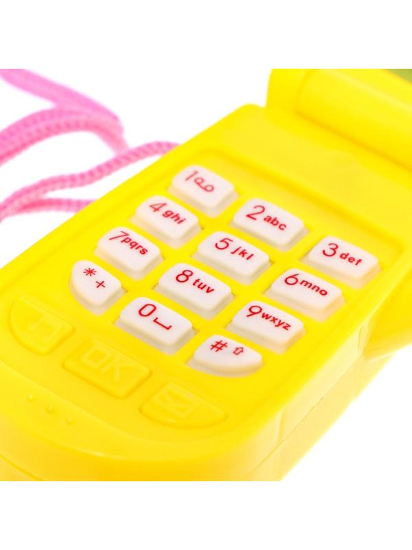 Музыкальный телефончик «Сказка», русская озвучка, световые эффекты, работает от батареек, МИКС