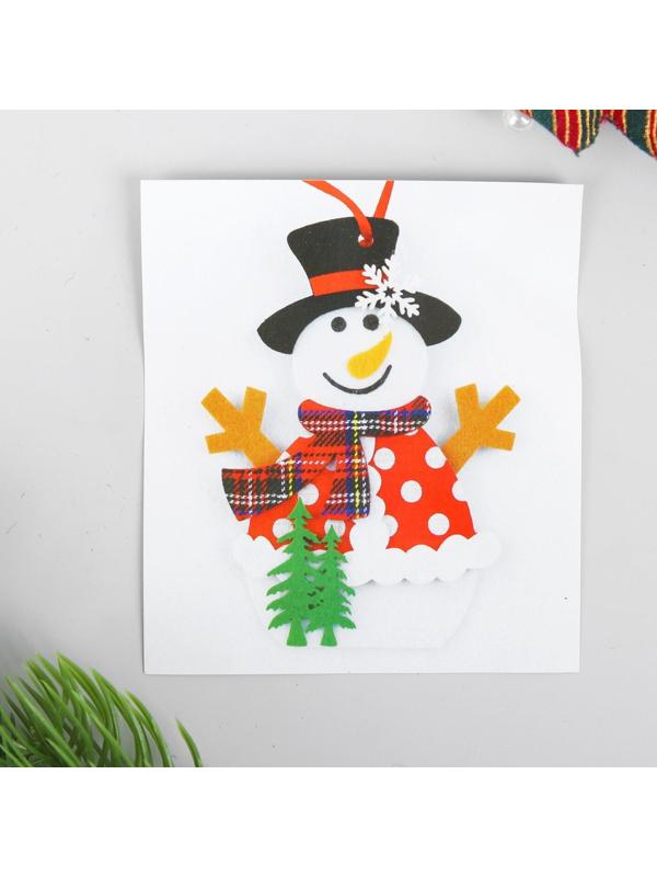 Набор для творчества - создай ёлочное украшение из фетра «Снеговик с ёлочками»