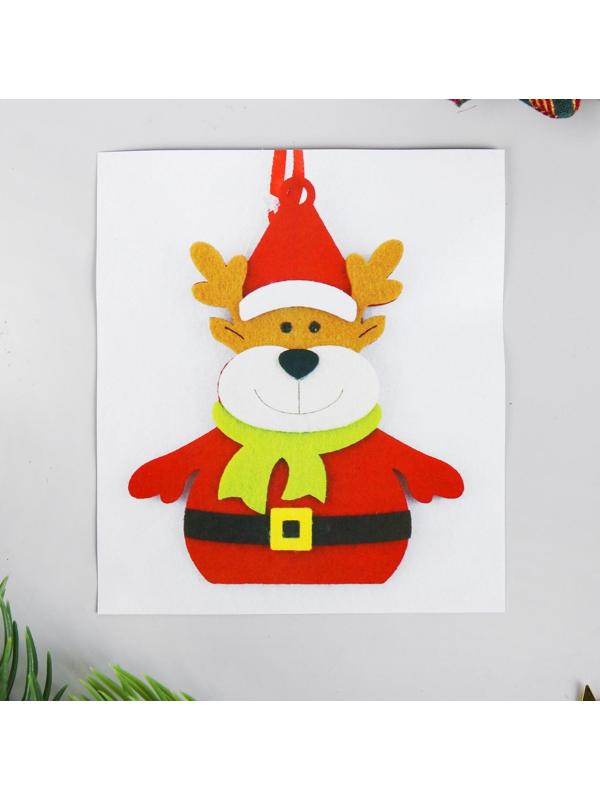 Набор для творчества - создай ёлочное украшение из фетра «Новогодний олень в шарфике»
