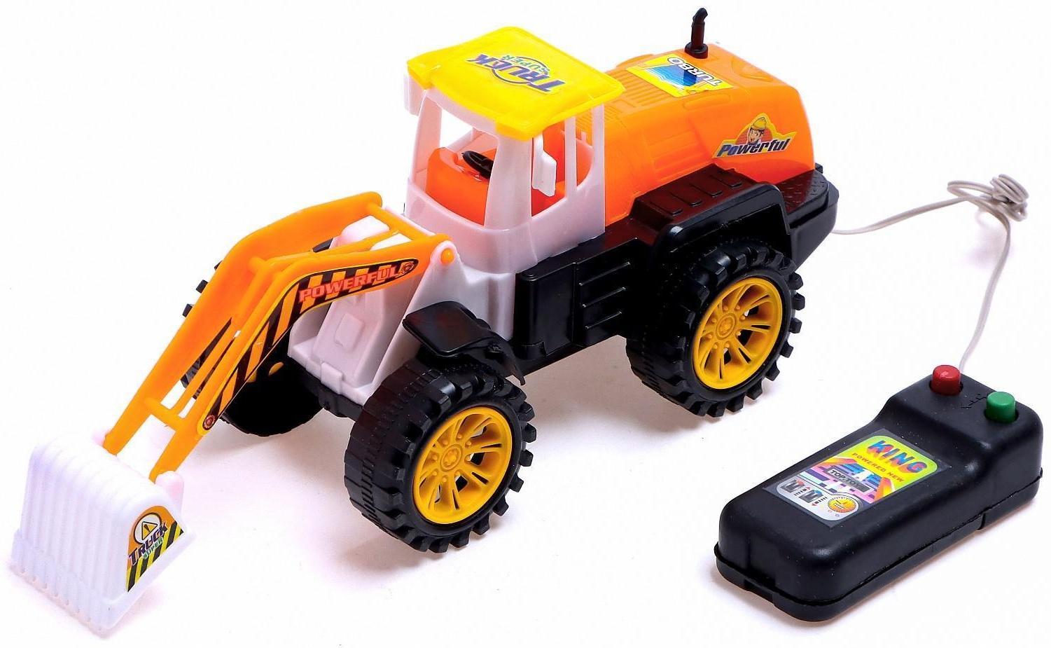 Трактор «Строитель», на дистанционном управлении, работает от батареек, МИКС