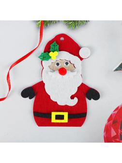 Набор для творчества - создай ёлочное украшение из фетра «Дед мороз»