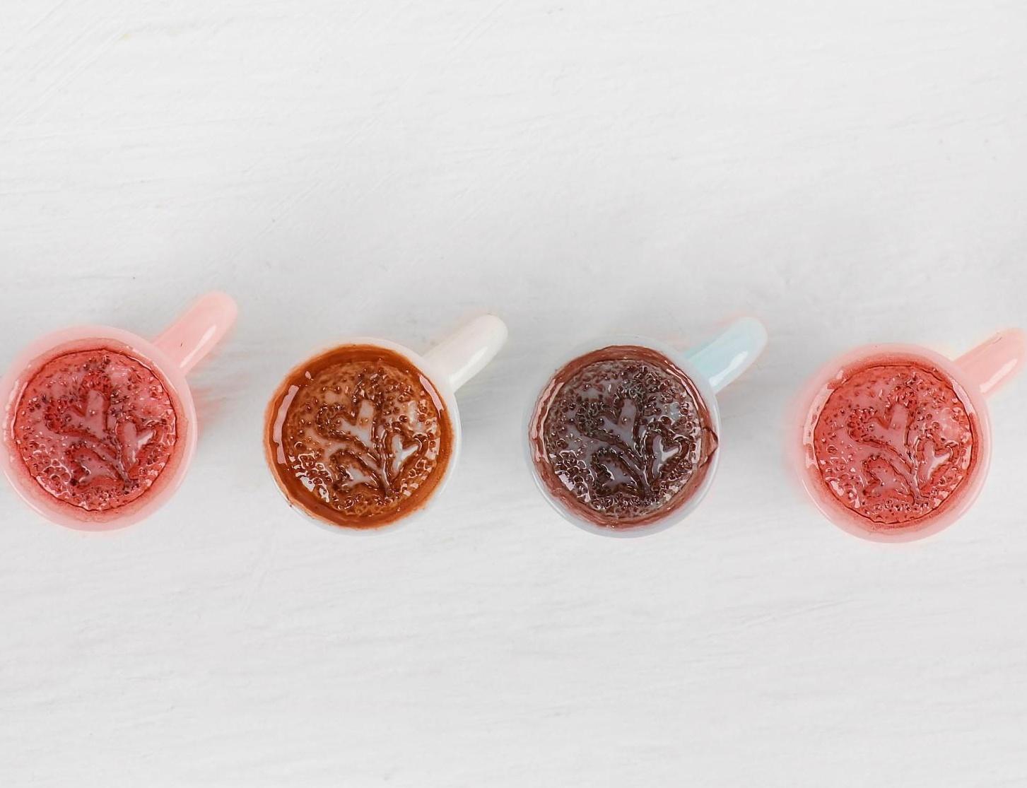 Миниатюра кукольная «Кофе», набор 4 шт, размер 1 шт: 1,5×2×1,2 см, цвета МИКС