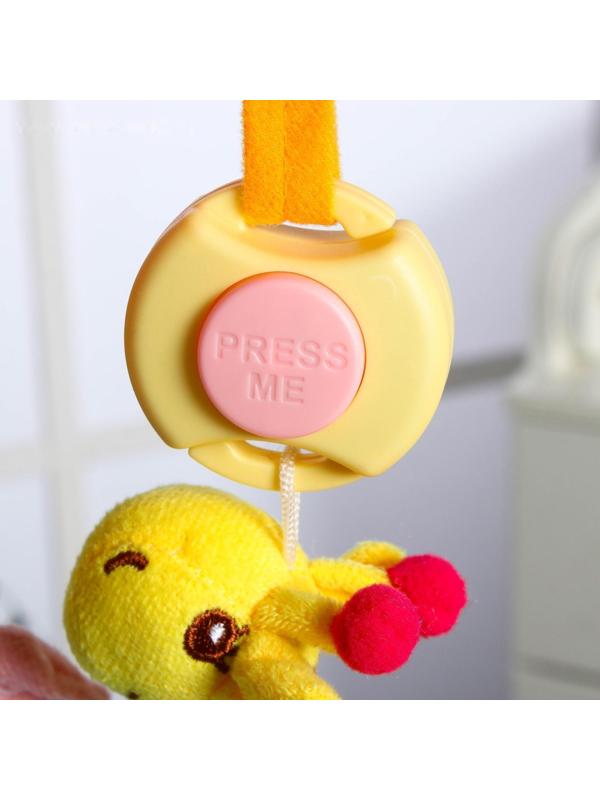 Дуга игровая музыкальная на коляску/кроватку «Слоники», 3 игрушки, цвета МИКС, р-р 42-68 см