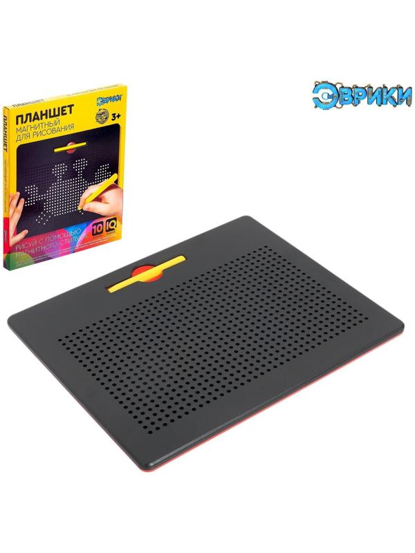 Планшет обучающий «Магнитное рисование», 714 отверстий, цвет чёрный