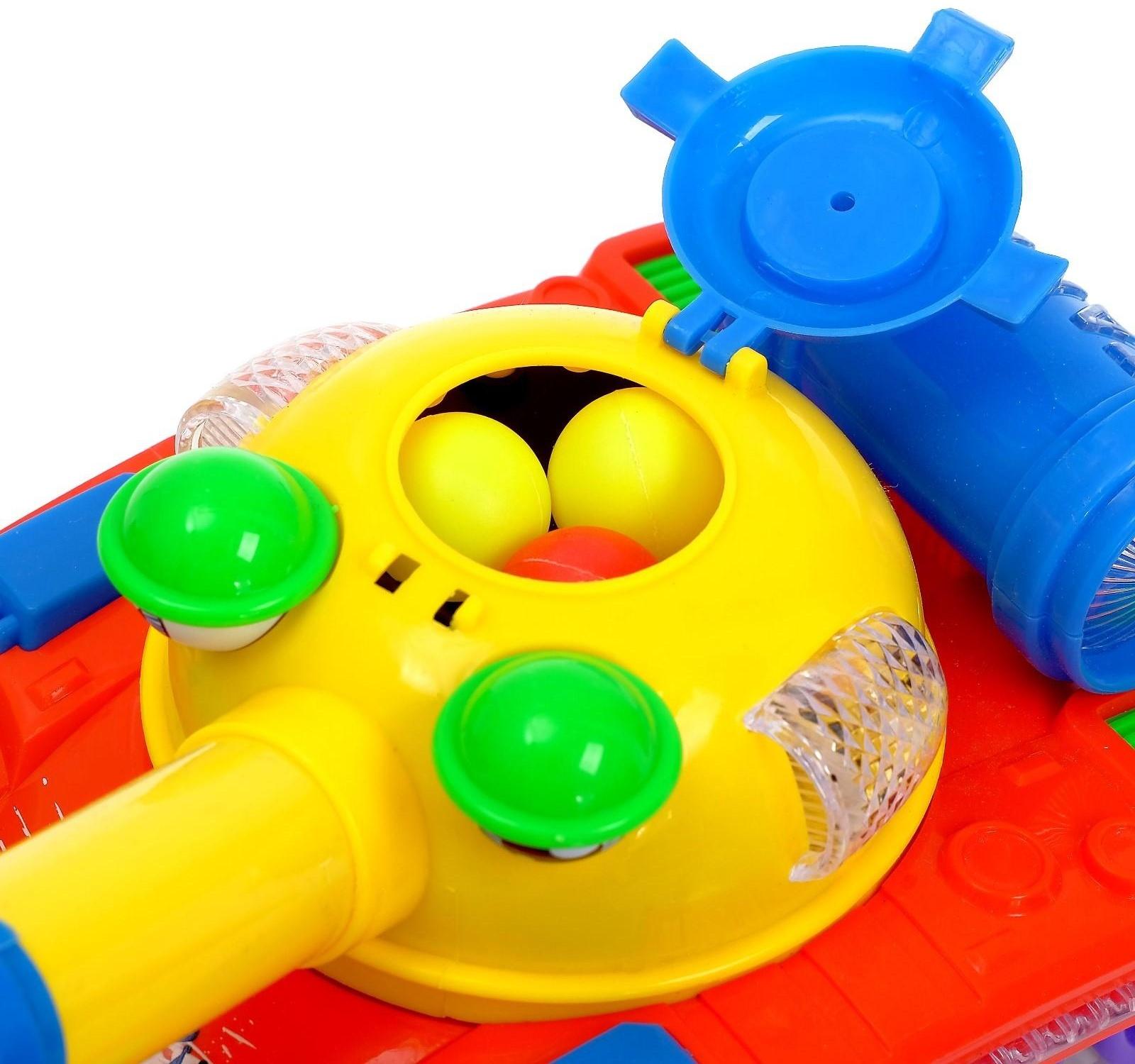 Танк «Разрушитель», стреляет, работает от батареек, световые и звуковые эффекты