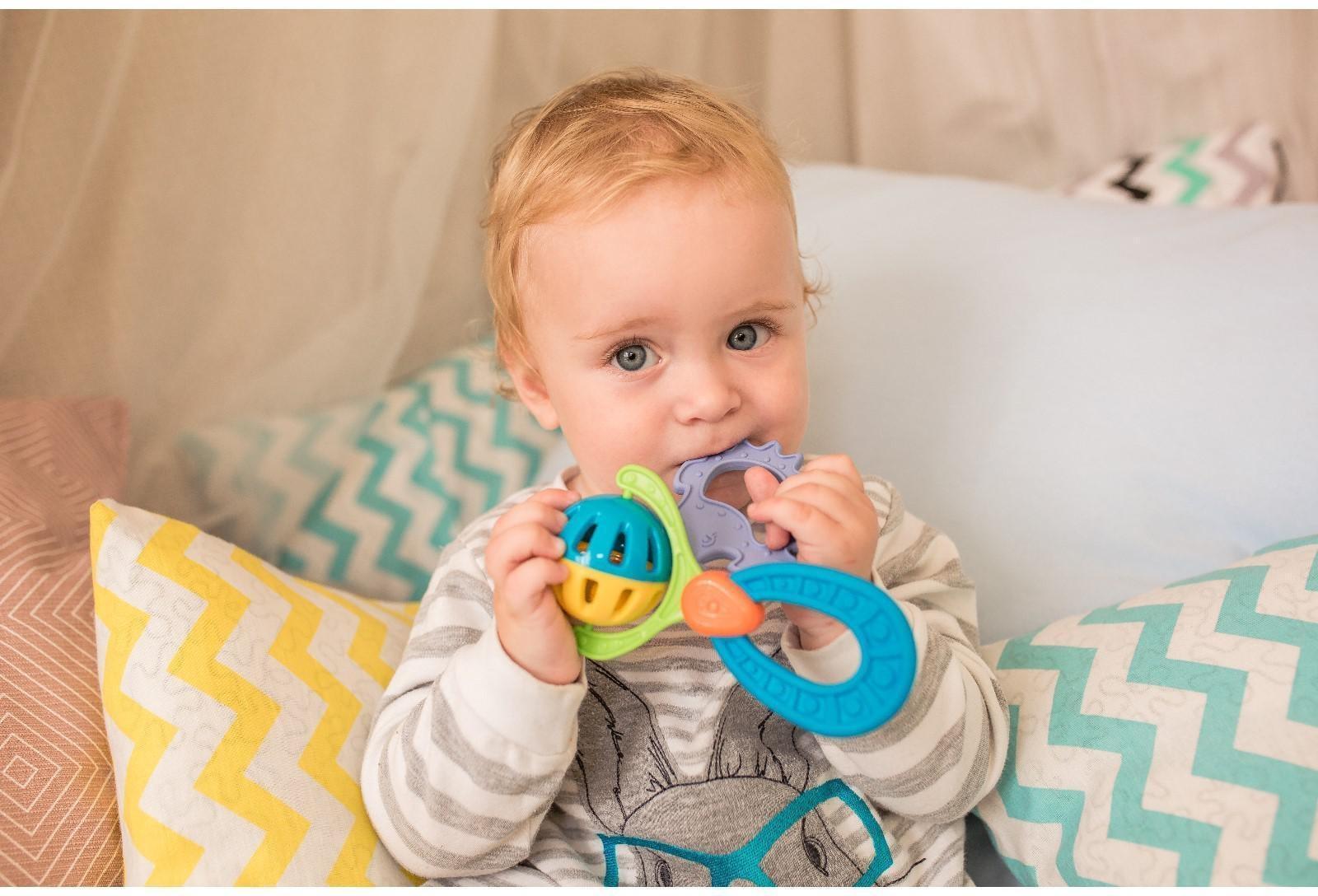 Погремушка - прорезыватель «Планеты», эластичная ручка, виды и цвет МИКС