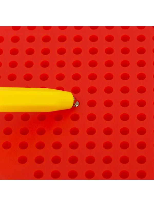 Магнитный планшет большое яблоко, 468 отверстий, цвет красный
