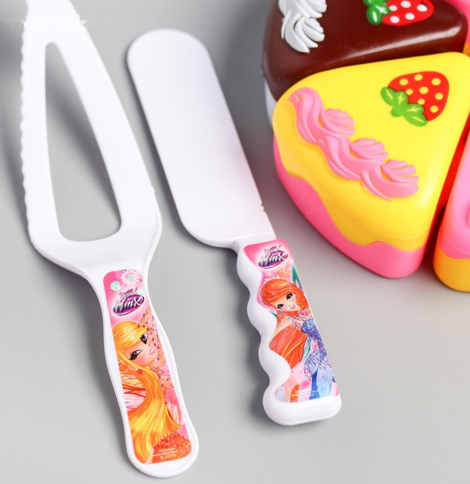 Набор игровой «Чаепитите», феи WINX, тортик и 2 столовых прибора, с книгой рецептов