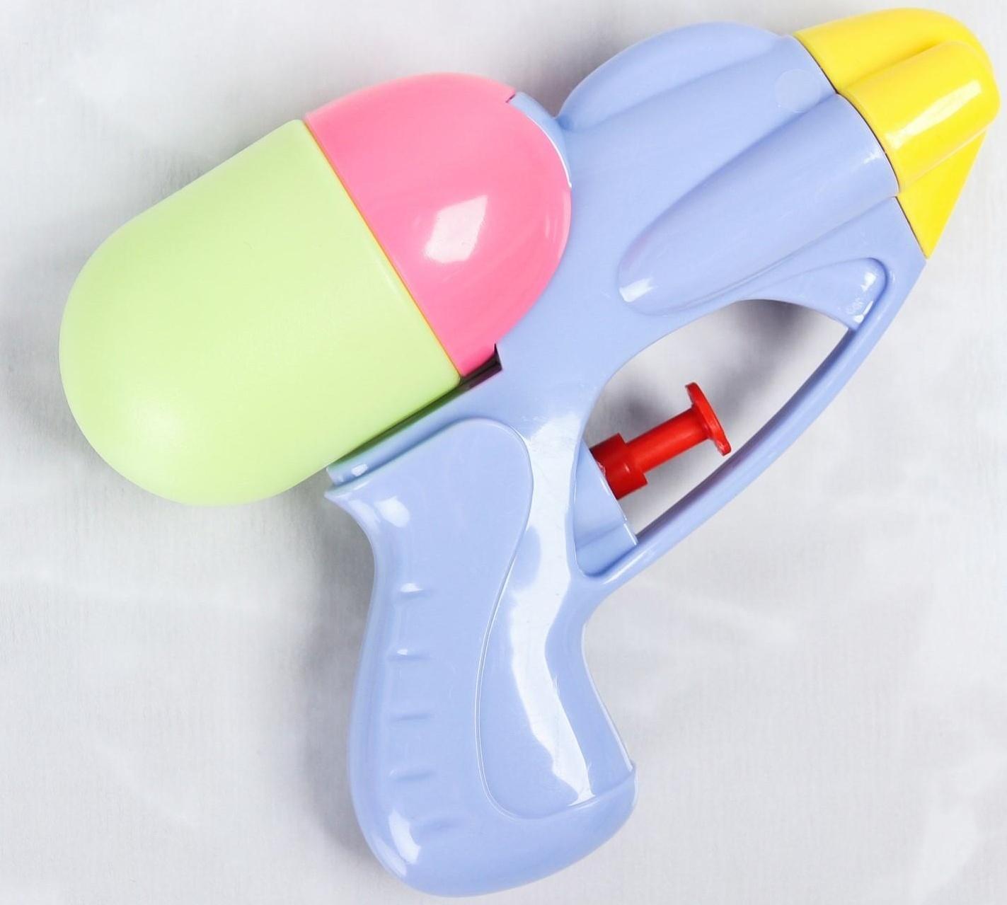 Игрушка для игры в ванне «Пистолет - брызгалка», цвет МИКС