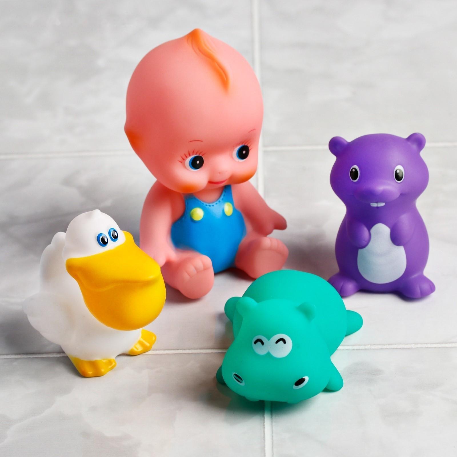 Набор игрушек для игры в ванне «Пупс в ванне» +3 игрушки, цвет МИКС