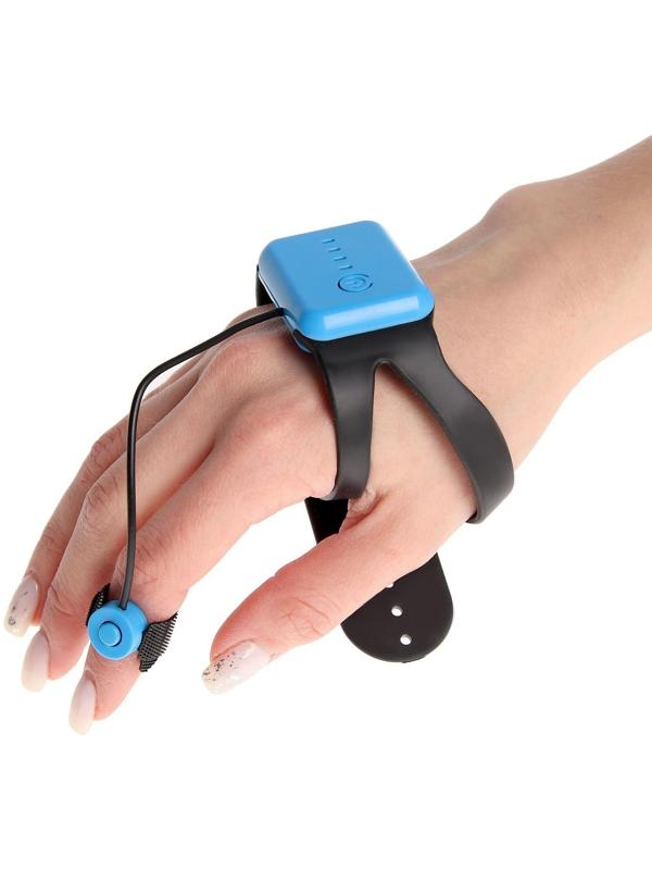 Машинка-перевёртыш HYPER SKIDDING с управлением жестами, свет, масштаб 1:16, цвет синий