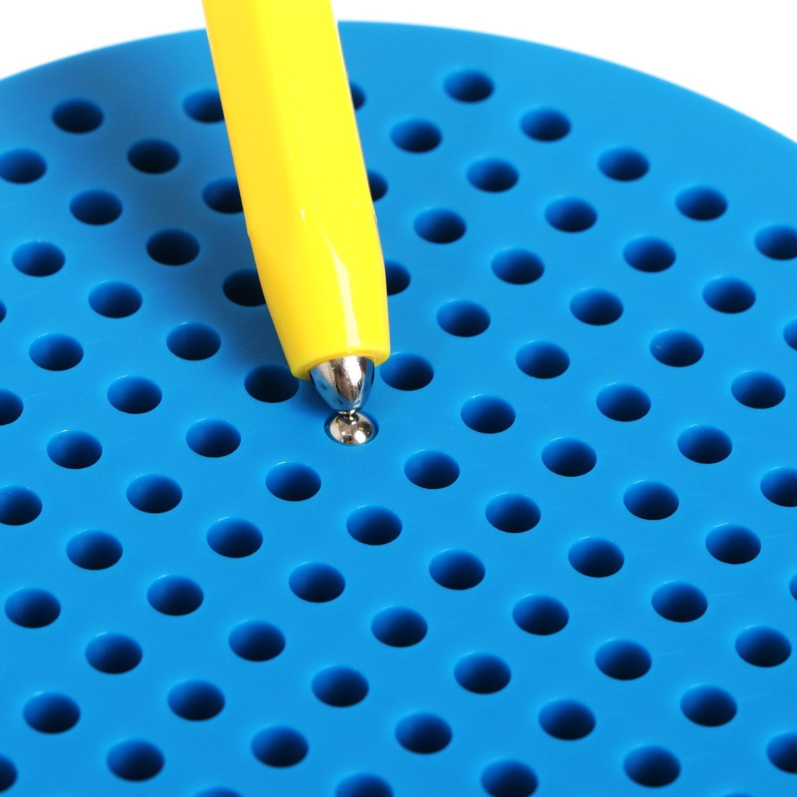 Планшет магнитный для рисования, круглый, на блистере, 120 отверстий, МИКС