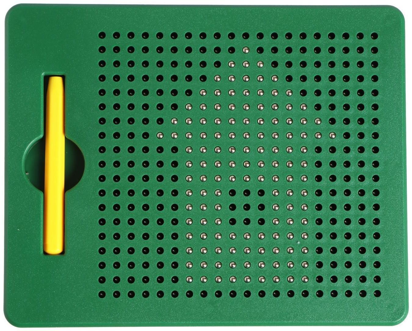 Планшет обучающий «Магнитное рисование», 380 отверстий, цвет зелёный