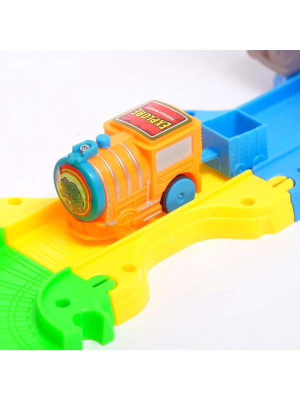 Железная дорога «Пиратские истории», работает от батареек