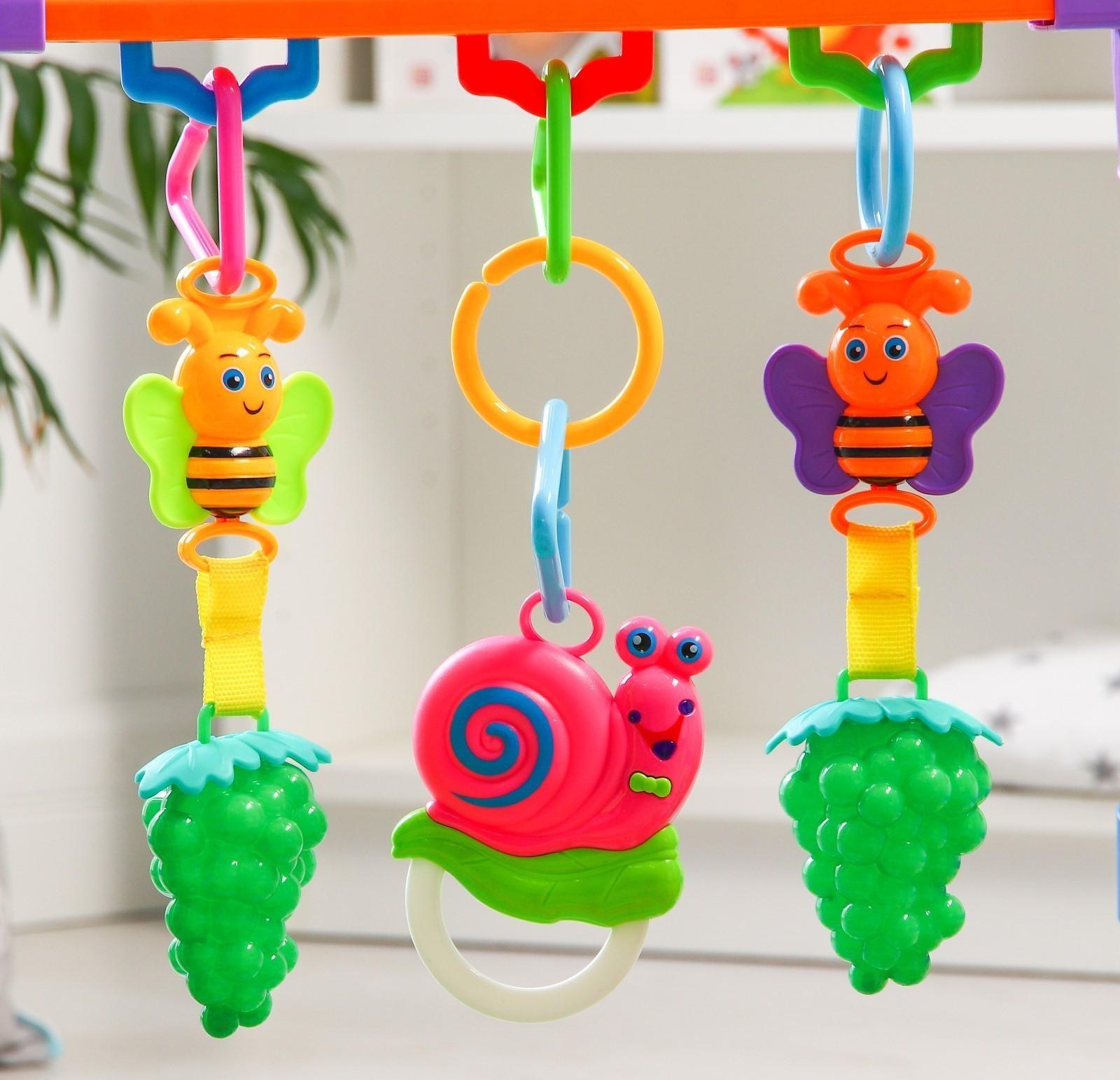 Игровой развивающий центр «Кто живет в лесу», с ковриком и погремушками