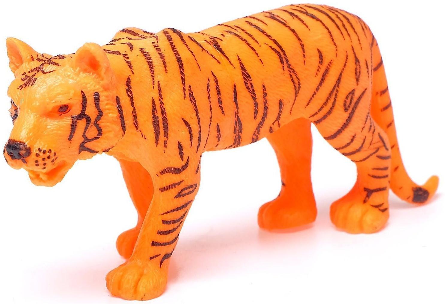 Фигурка животного «Со всего света-2», МИКС