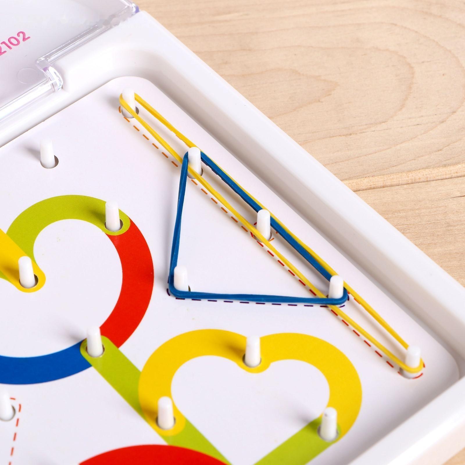 Геоборд с деталями «Буквы и цифры»