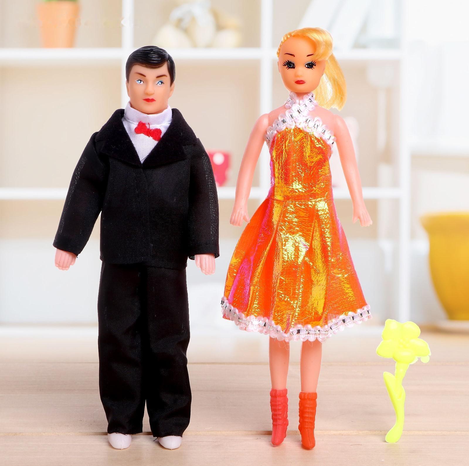 Набор кукол «Семья» с аксессуаром, МИКС