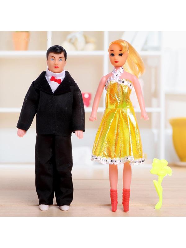 Набор кукол «Семья» с аксессуаром, МИКС