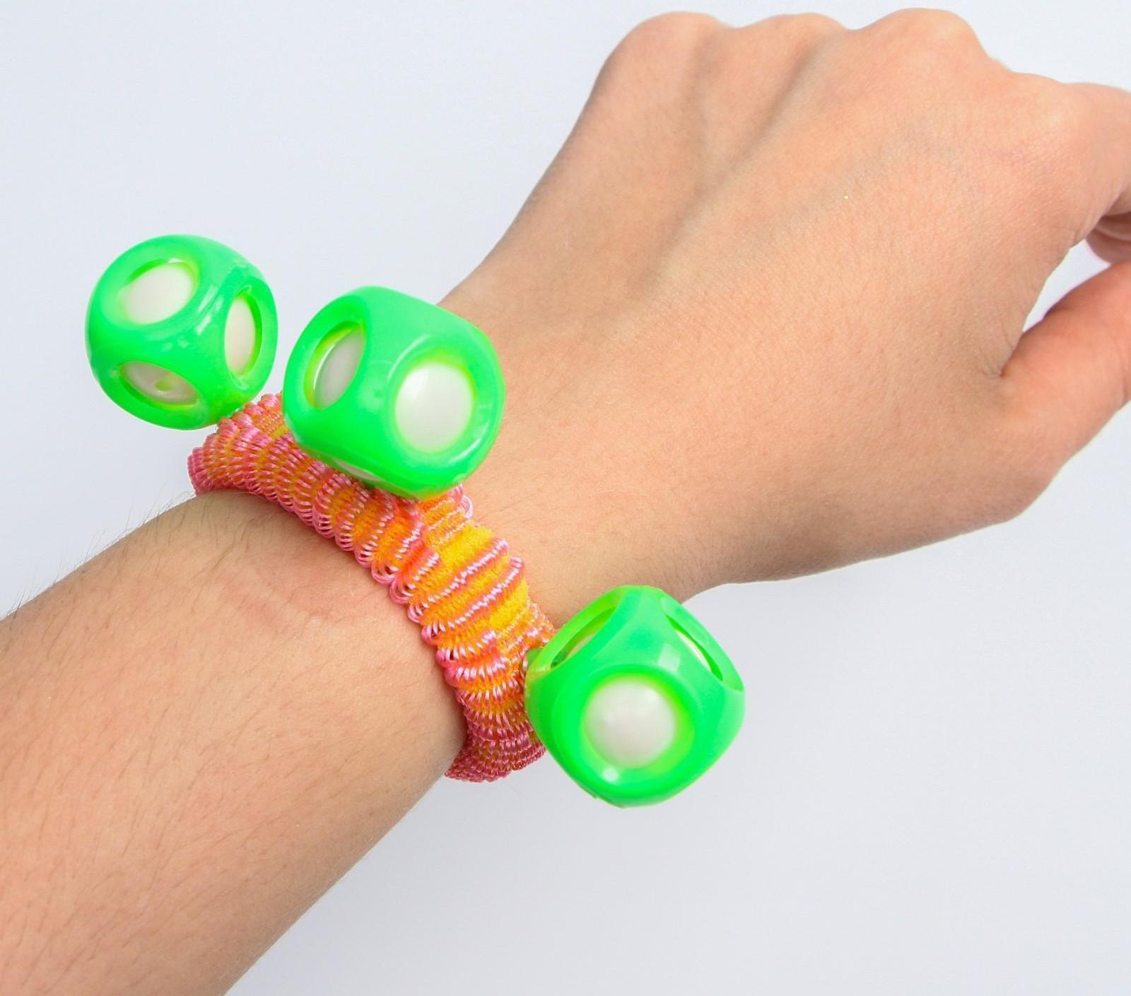 Погремушка - браслет «На ручку», 3 бубенчика, цвет МИКС