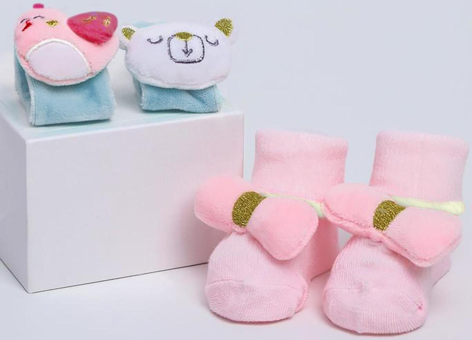 Подарочный набор для малыша: носочки погремушки + браслетики погремушки «Нежность», новогодняя подарочная упаковка