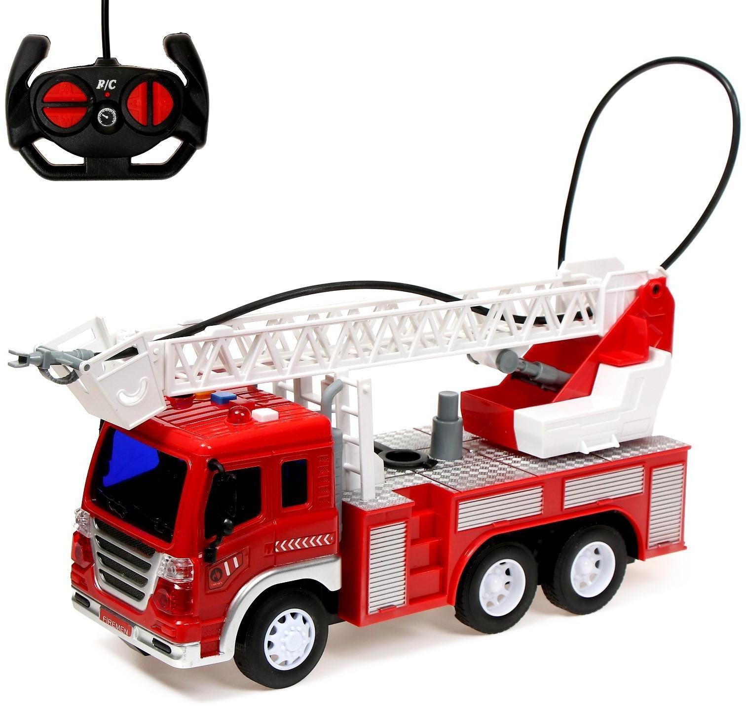 Машина радиоуправляемая «Пожарная охрана», свет и звук, стреляет водой, 1:16, работает от аккумулятора