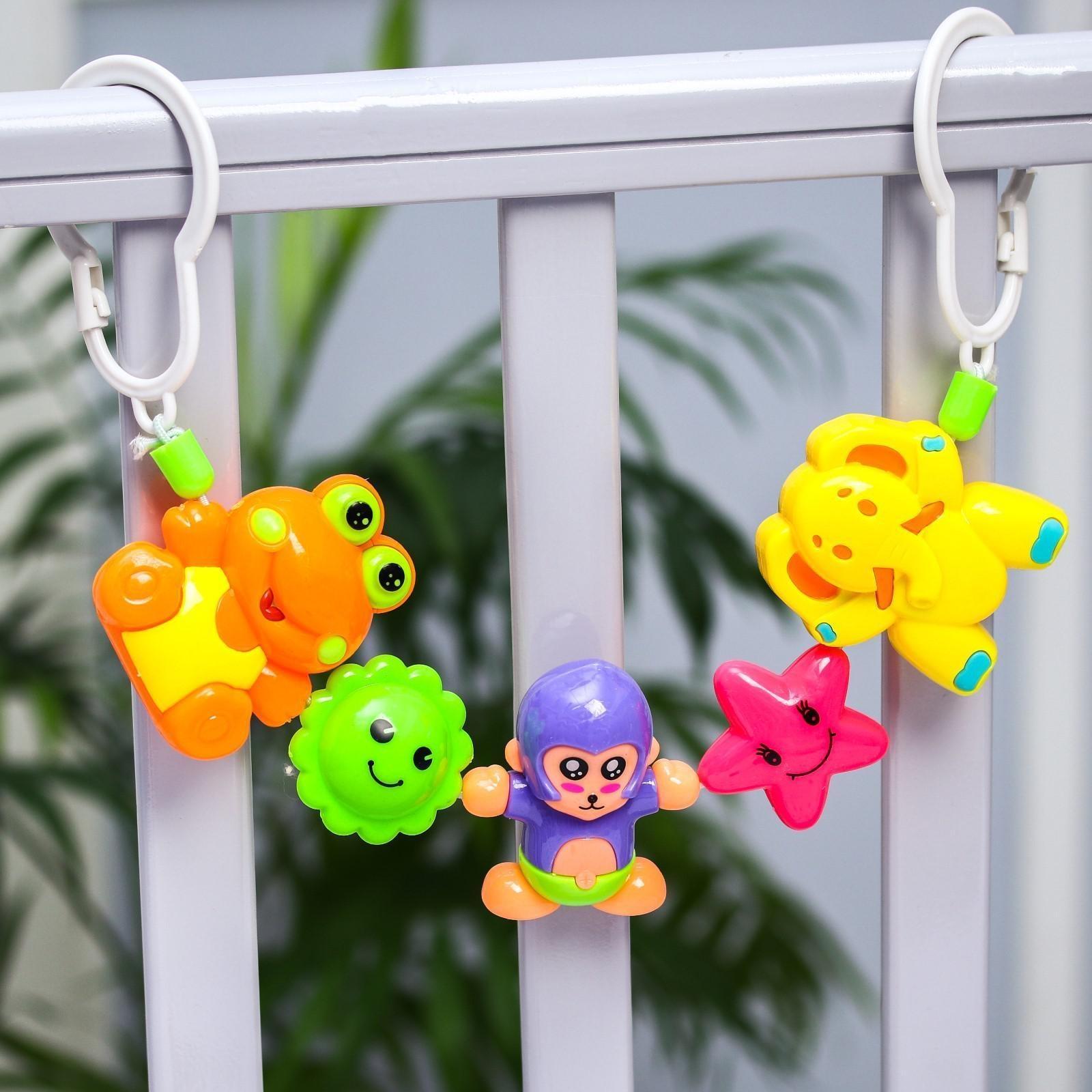 Растяжка на коляску/кроватку «Дружба», 3 игрушки, цвет МИКС, 49 -64 см