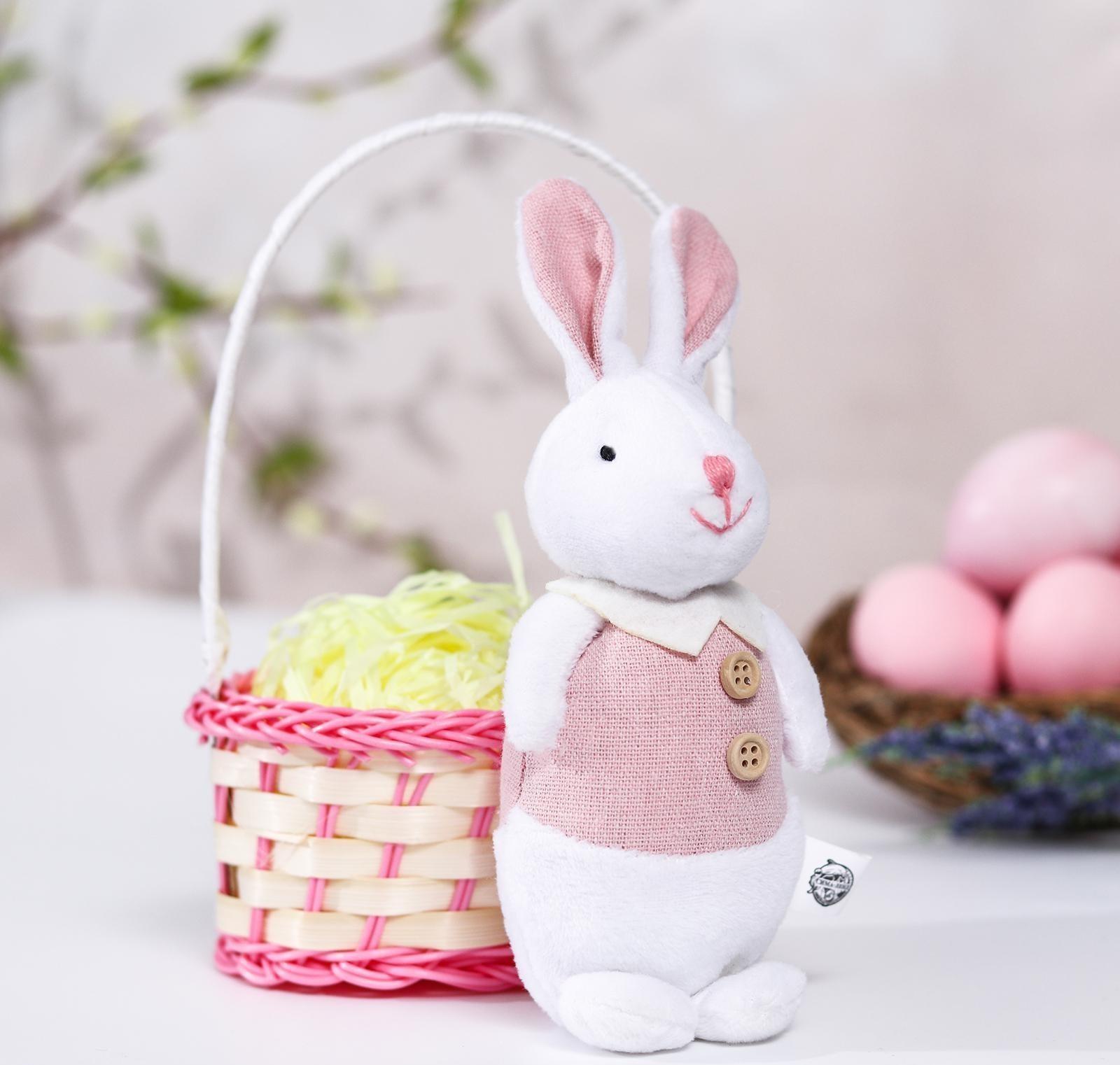 Мягкая игрушка «Зайка в костюме», цвет розовый