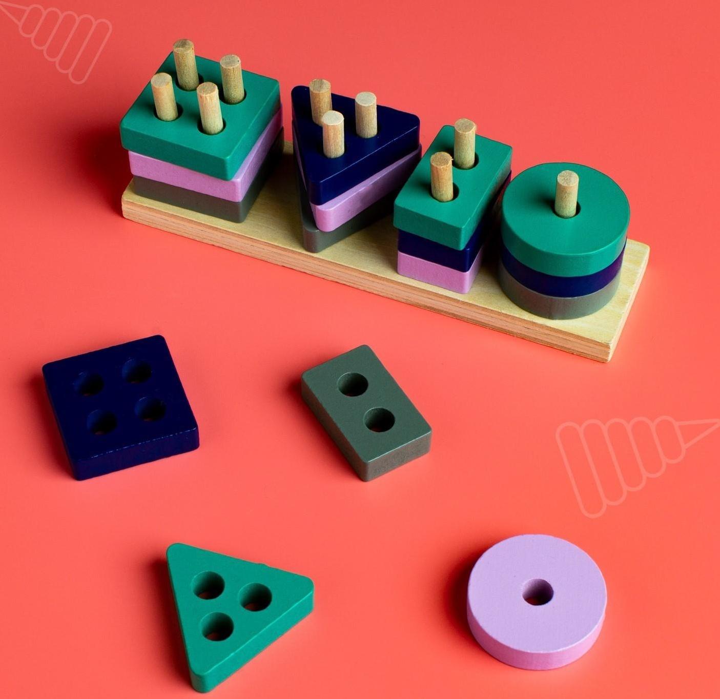 Детская развивающая пирамидка «Собери сам» 4,2×3,5×13 см