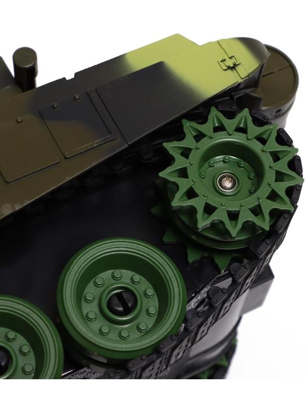 Танк радиоуправляемый «Защитник», с аккумулятором, световые и звуковые эффекты, цвет зелёный