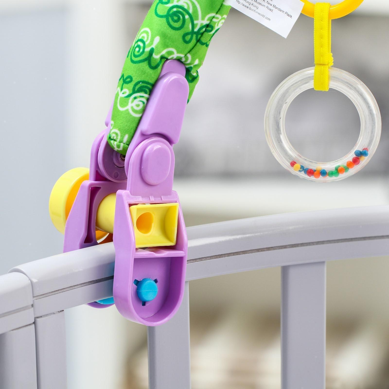 Дуга на кроватку/коляску «Обезьянка», 3 игрушки, с погремушками, р-р 22-40